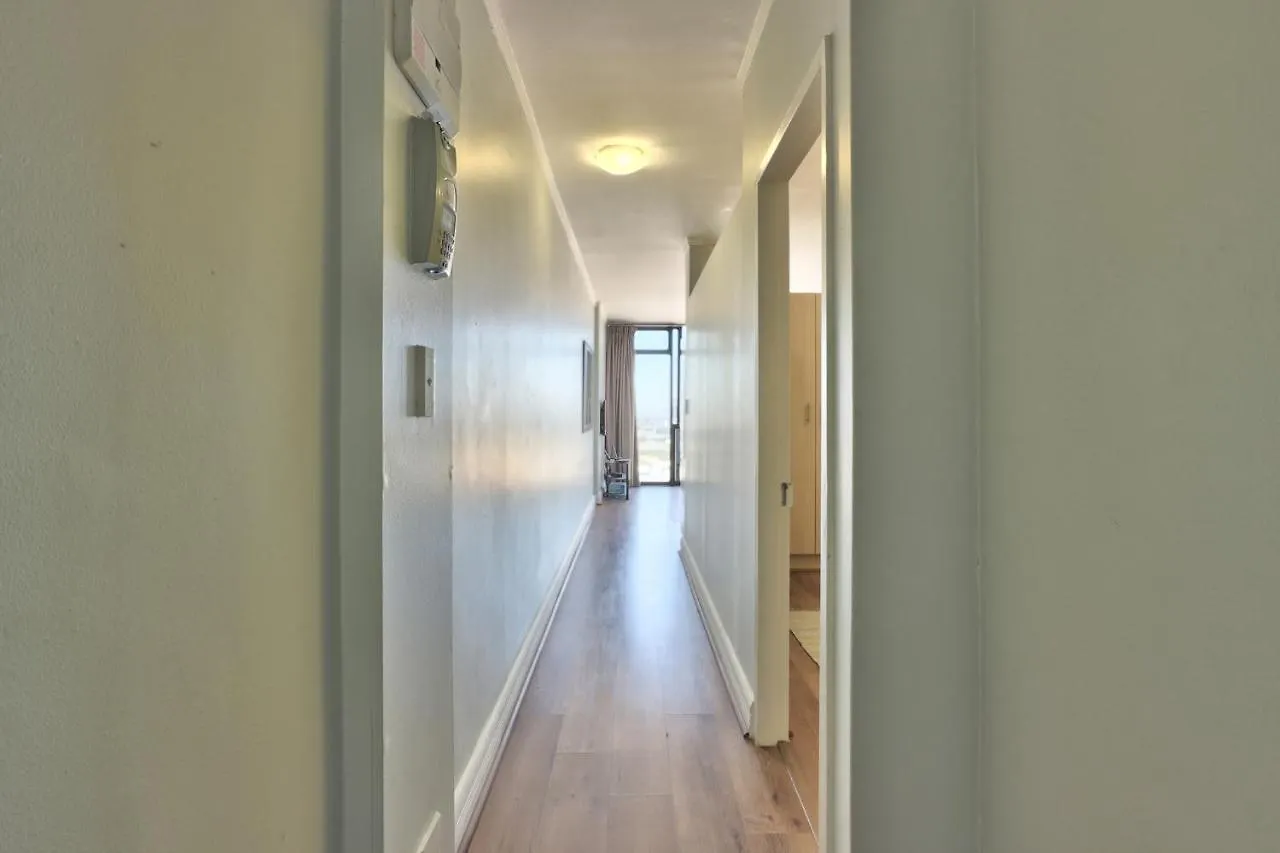 140I Four Seasons Apartment Cape Town