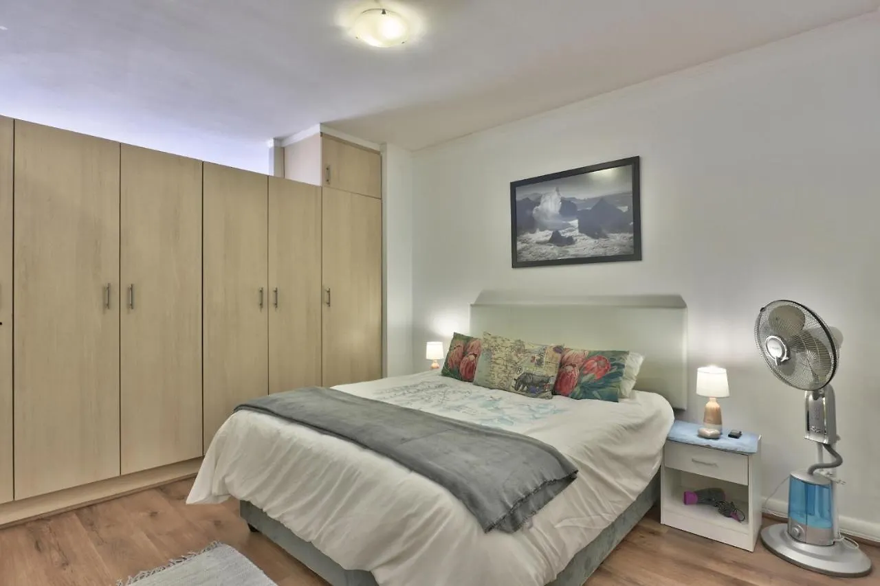 140I Four Seasons Apartment Cape Town South Africa